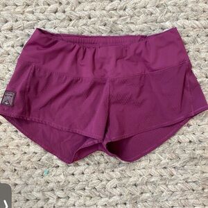 Oiselle Mac Roca Shorts - Size 4 Purple Queen